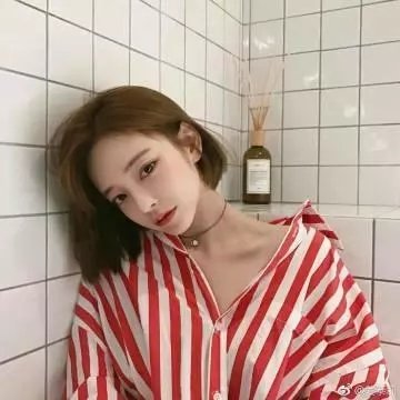 花月争辉